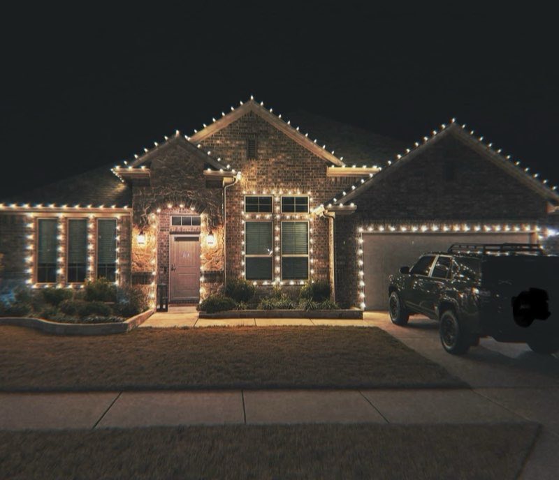 Christmas lights Midlothian